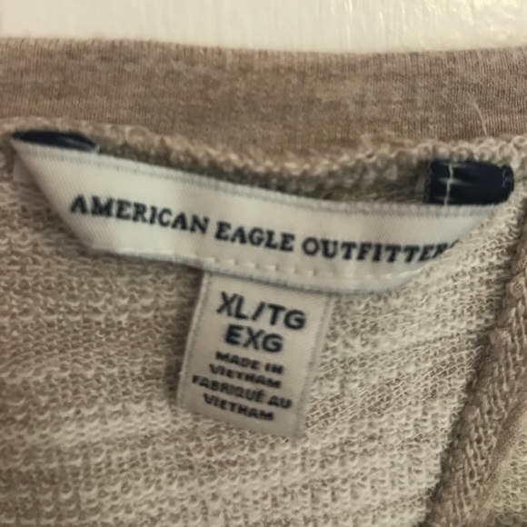American Eagle Cream Back CutOut Sweater Size M-XL - Picture 3 of 3